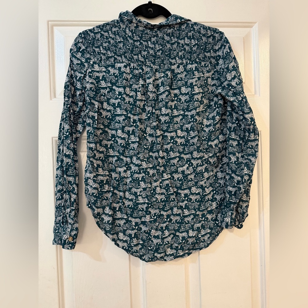 Maeve Anthropologie Emory Teal Tiger Print Button Front Blouse Top Size 2 - Picture 3 of 4